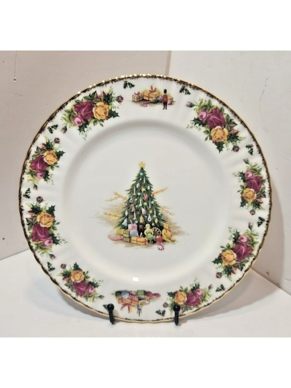 Vtg Royal Albert Christmas Magic Old Country Roses Dinner Plate 10 1/4"